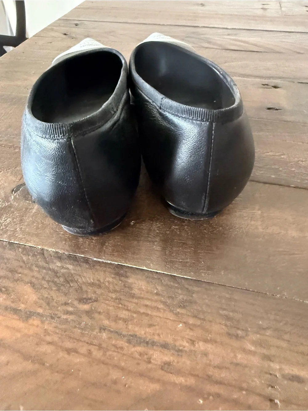 CHANEL Black Leather Flats with White Pointed Cap Toe Blazy collection 8.5